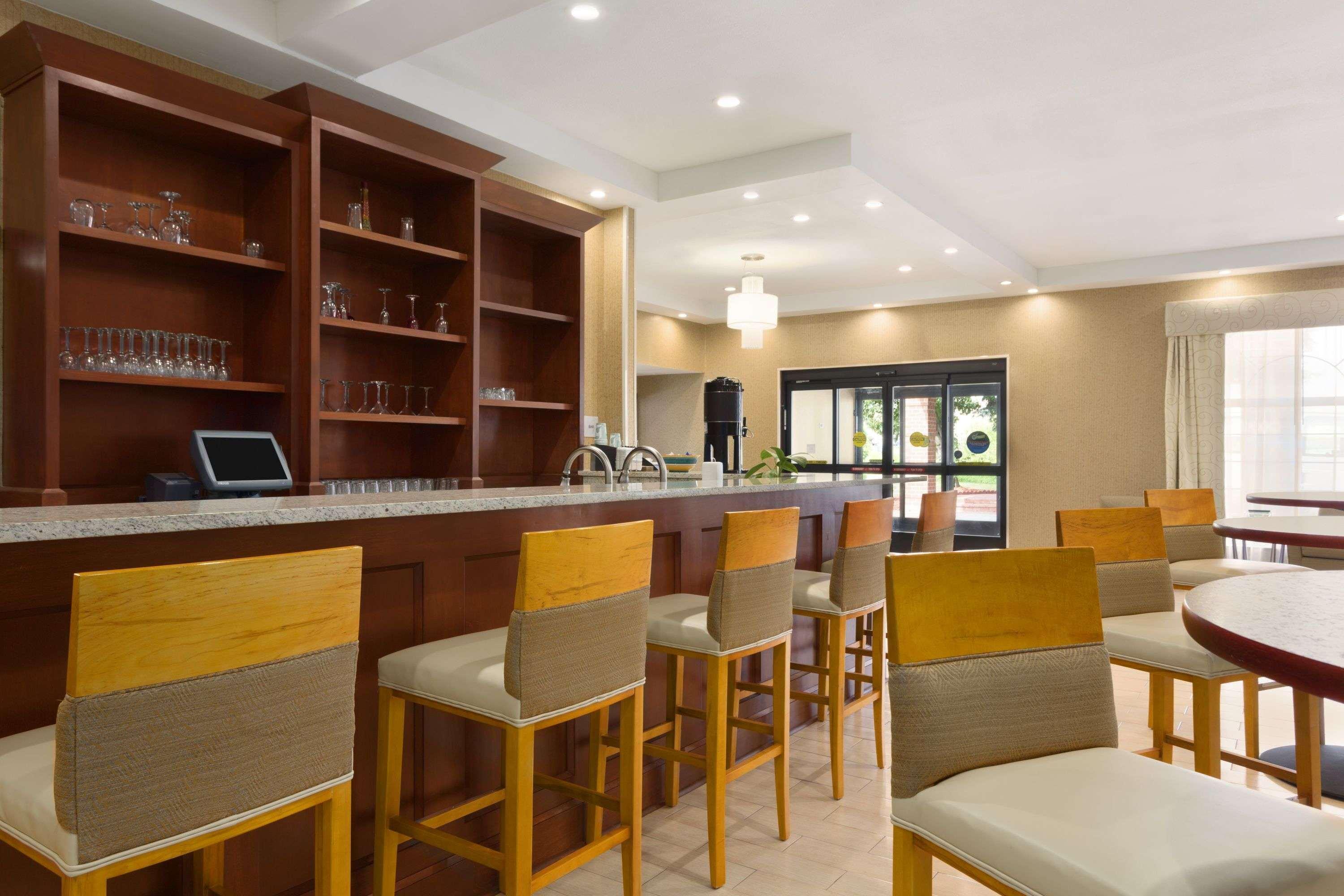 Wyndham Garden Grand Rapids Airport Hotel Cascade Bagian luar foto