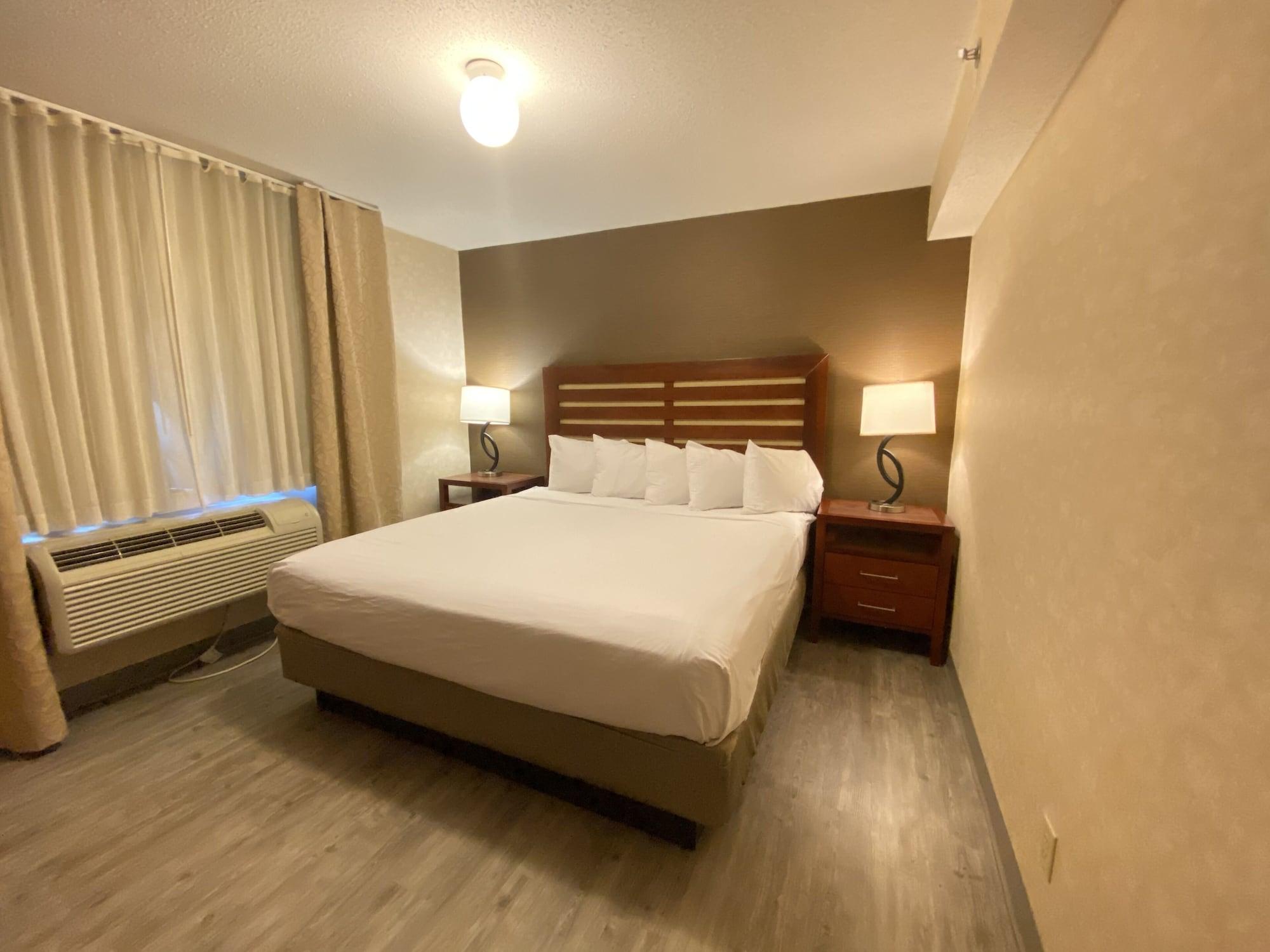 Wyndham Garden Grand Rapids Airport Hotel Cascade Bagian luar foto